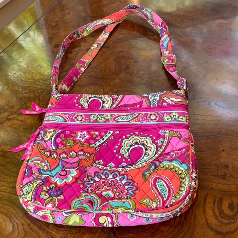 Vera Bradley quilted paisley crossbody bag.